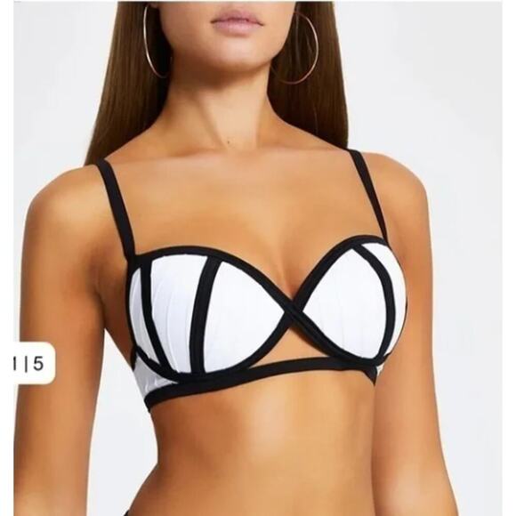 River Island Resort White & Black Cut Out Push Up Bikini Top - Picture 1 of 4
